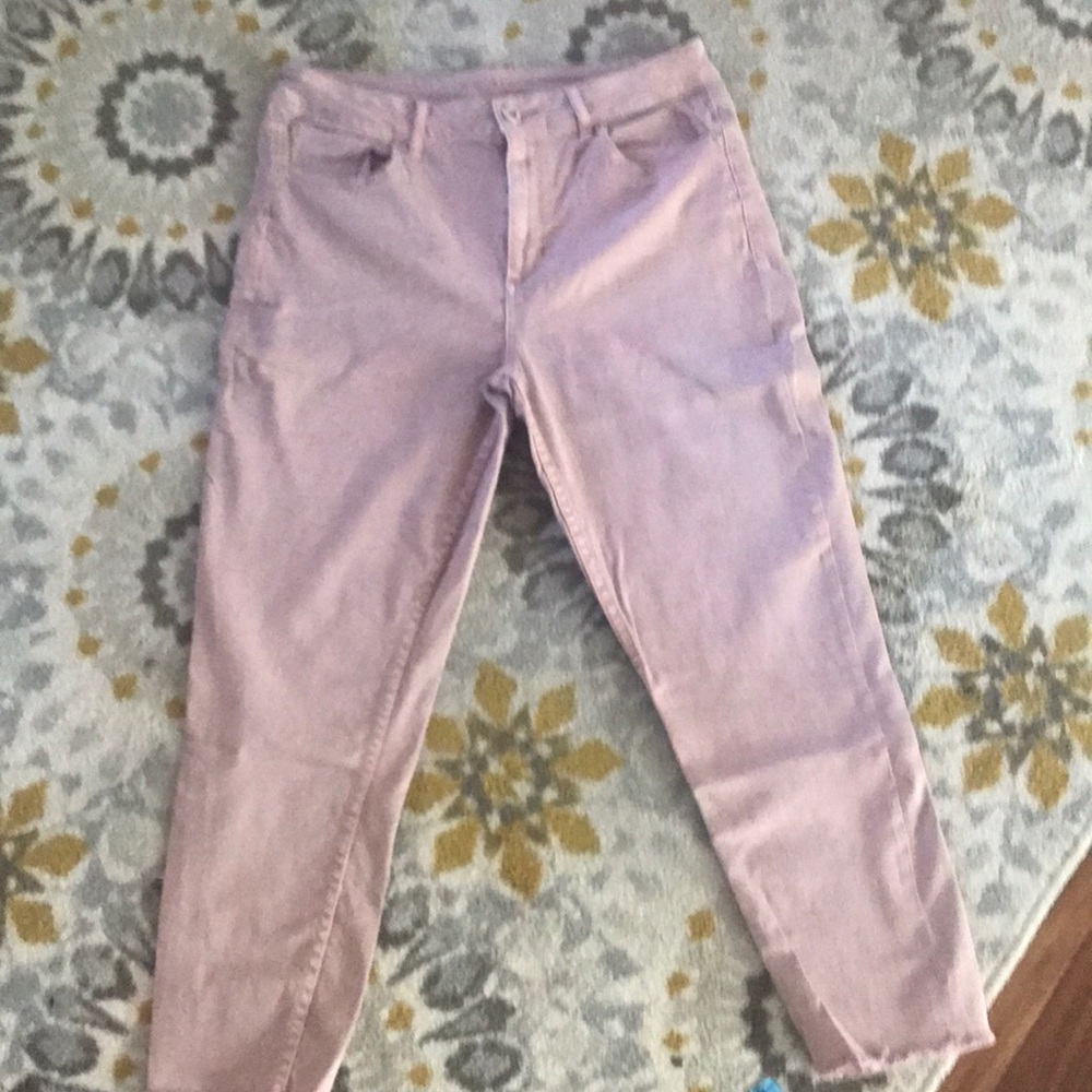 Maurice’s rose colored ankle jean